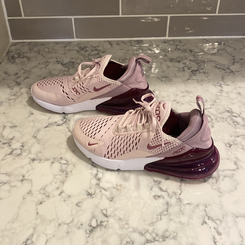 Nike Air Max 270